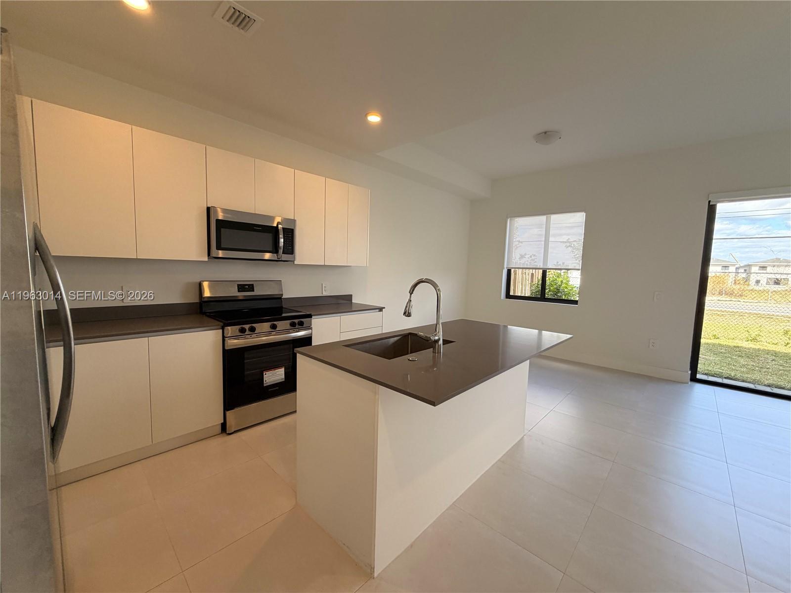 18977 Southwest 344th Terrace Homestead, FL 33034 - Photo 4 of 18