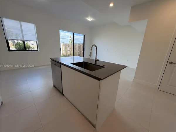 $2,600 | 18977 Southwest 344th Terrace, Homestead, FL 33034