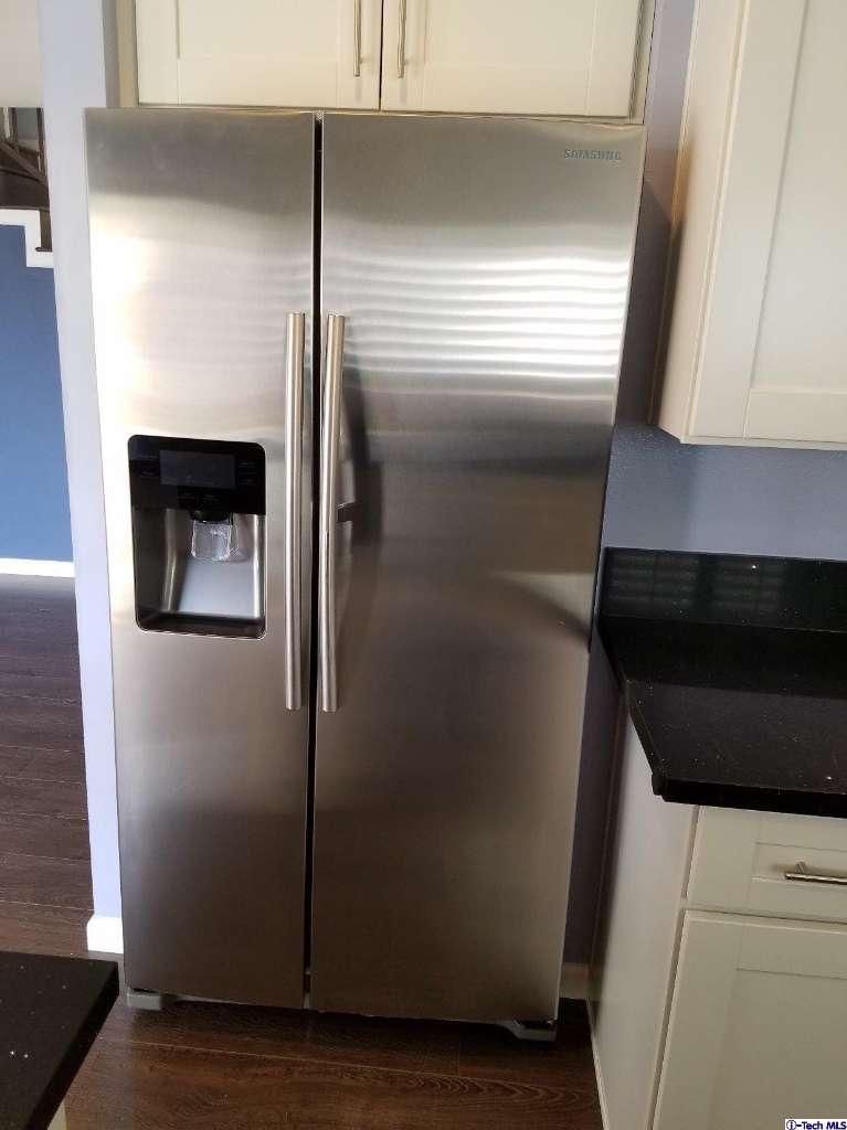 618 East Maple Street, Unit 5 Glendale, CA 91205 - Photo 5 of 28
