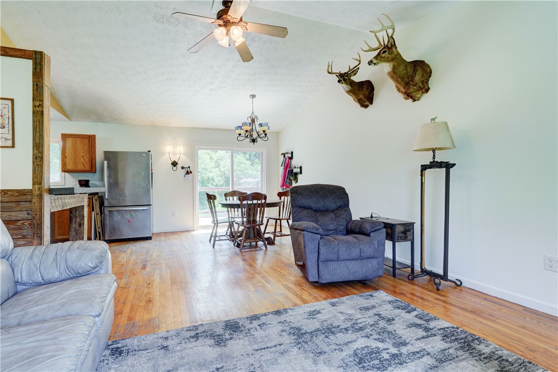 4919 Upper Holley Road Clarendon, NY 14470 - Photo 7 of 50