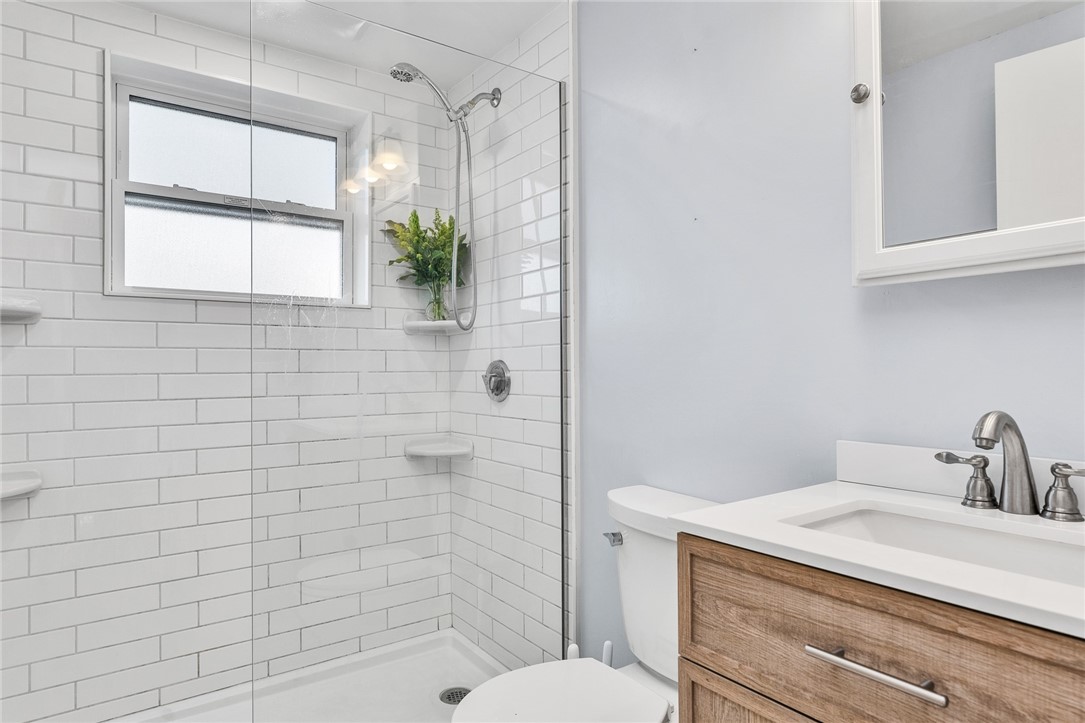 609 Point Judith Road Narragansett, RI 02882 - Photo 22 of 36 3 piece bathroom shared with Bedroom 3
