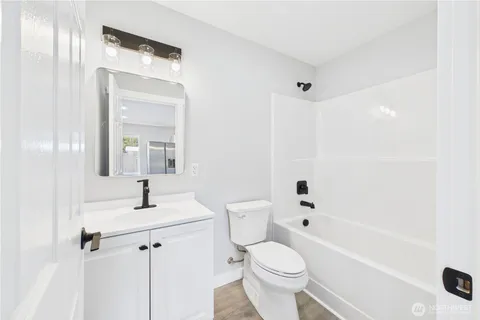 $549,999 | 1002 East Delilah Rose Lane, Westport, WA 98595