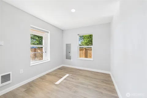 $549,999 | 1002 East Delilah Rose Lane, Westport, WA 98595