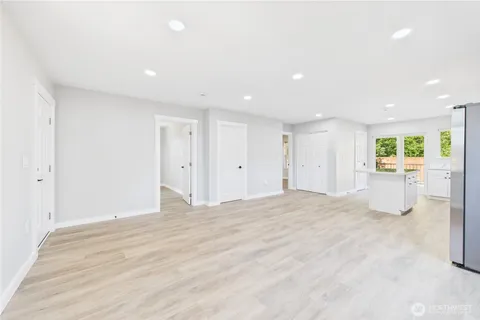 $549,999 | 1002 East Delilah Rose Lane, Westport, WA 98595