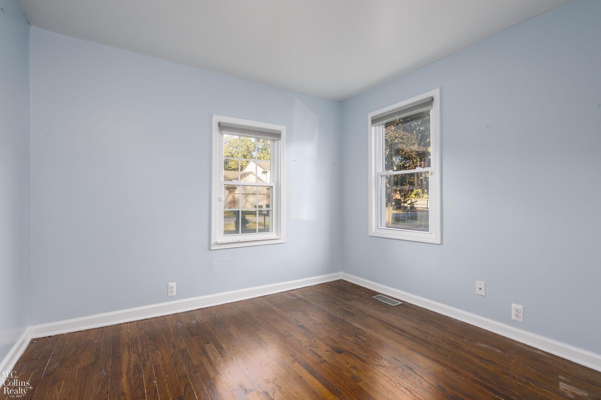 2333 Longview Avenue Rochester, MI 48307 - Photo 18 of 26 50191209-1a3a057c-6cd3-4f62-8c67-f18b83bd3088.JPG