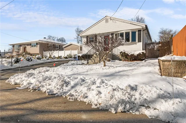 $399,900 | 56 Warwick Street, East Providence, RI 02914