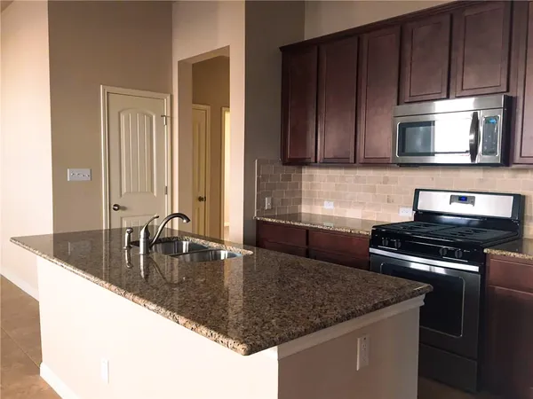 $1,995 | 5621 Porano Circle, Round Rock, TX 78665