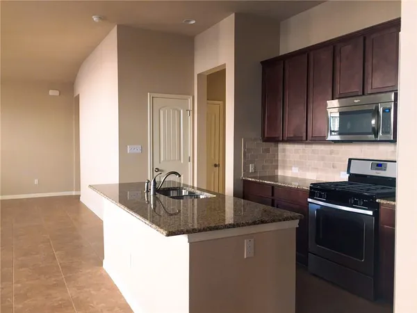 $1,995 | 5621 Porano Circle, Round Rock, TX 78665