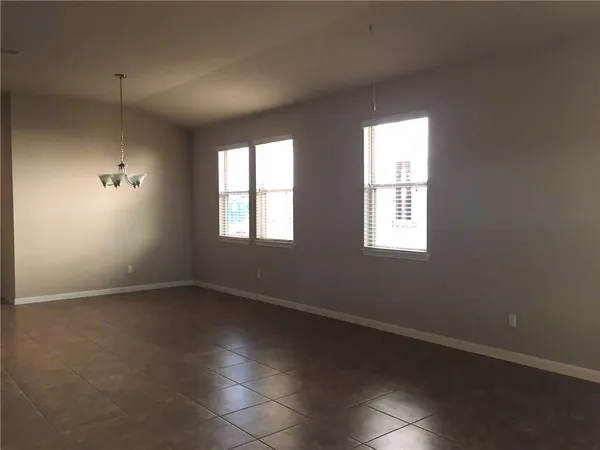 $1,995 | 5621 Porano Circle, Round Rock, TX 78665