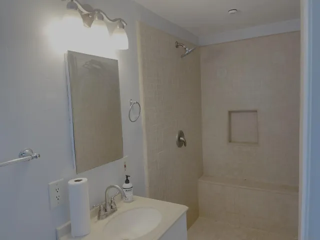 $1,750 | 31330 Oak Glen Lane, Valley Center, CA 92082