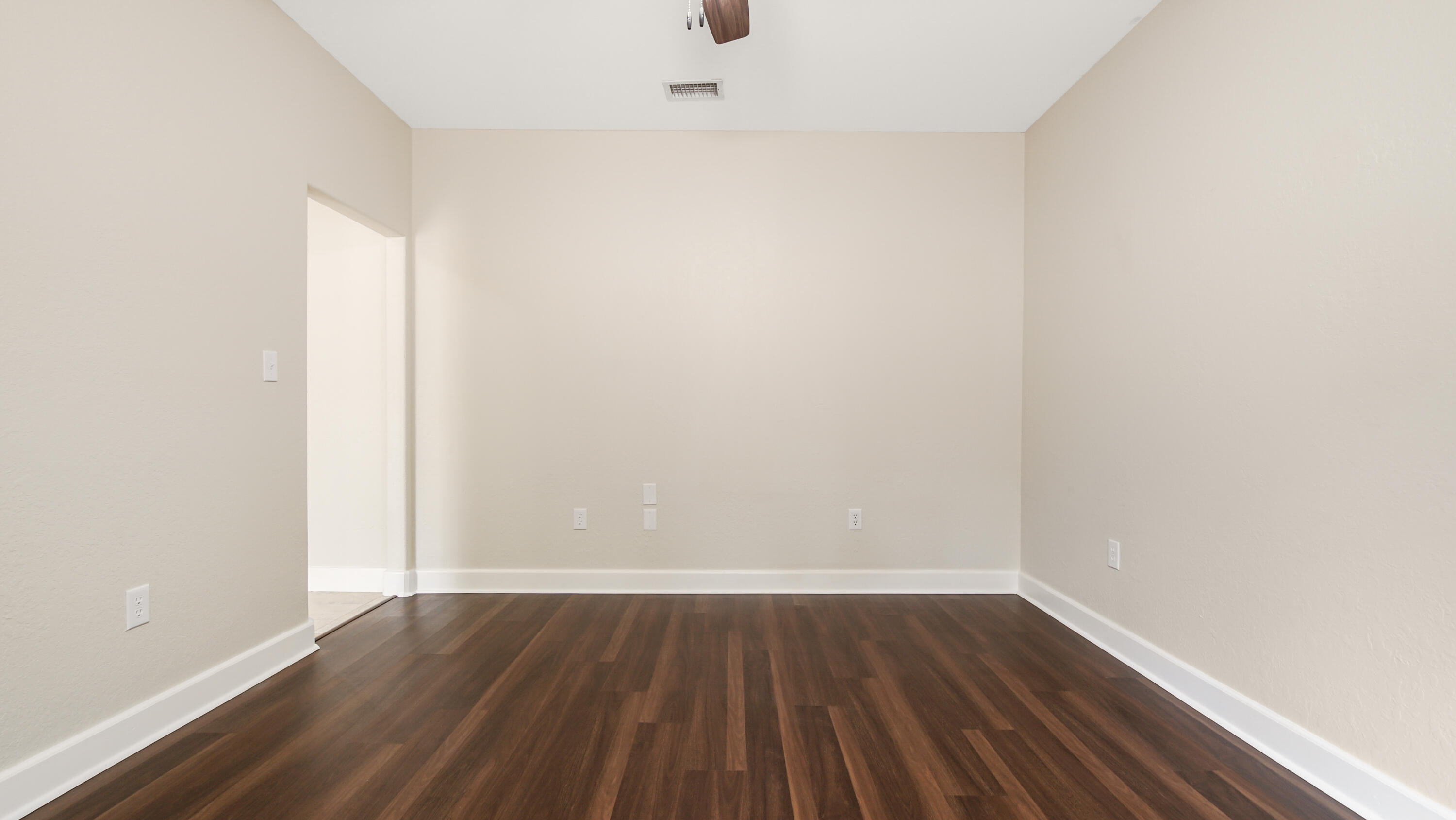 2060 Spring Lake Road DeFuniak Springs, FL 32433 - Photo 11 of 80 a view of small space with wooden floor