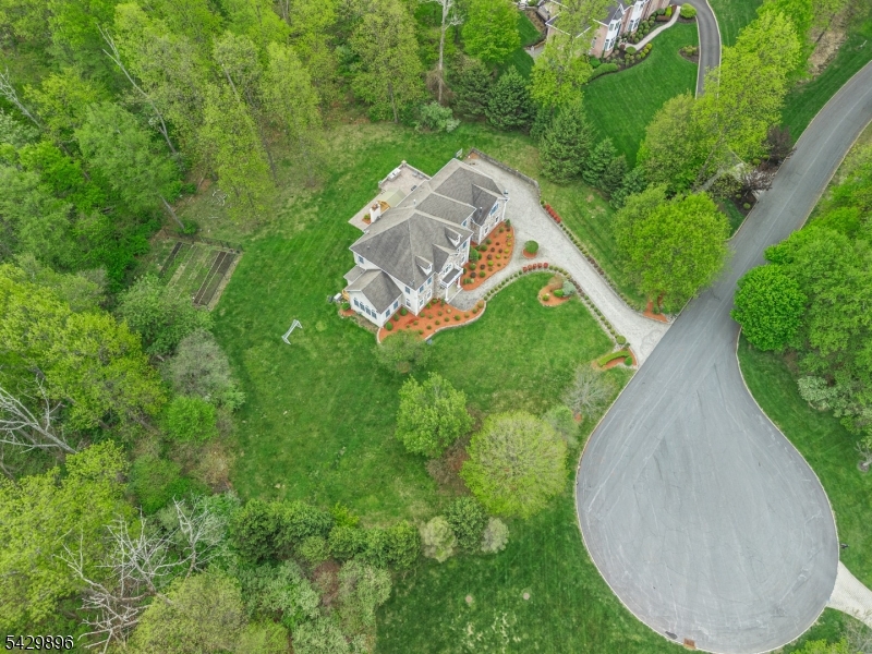 8 Peach Tree Lane Chester, NJ 07930 - Photo 7 of 11