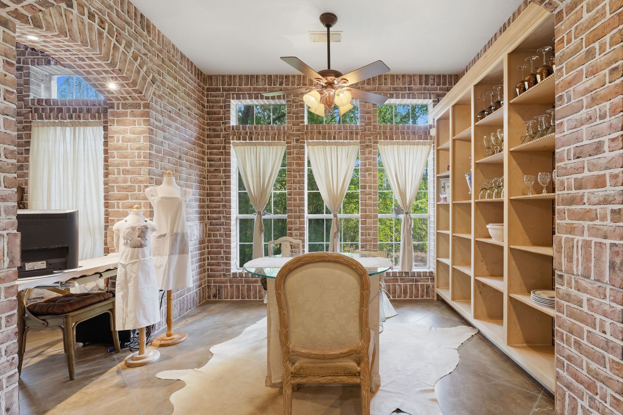 25014 Northampton Terrace Drive Spring, TX 77389 - Photo 12 of 50 Let the sunshine in - the wall of windows does just that