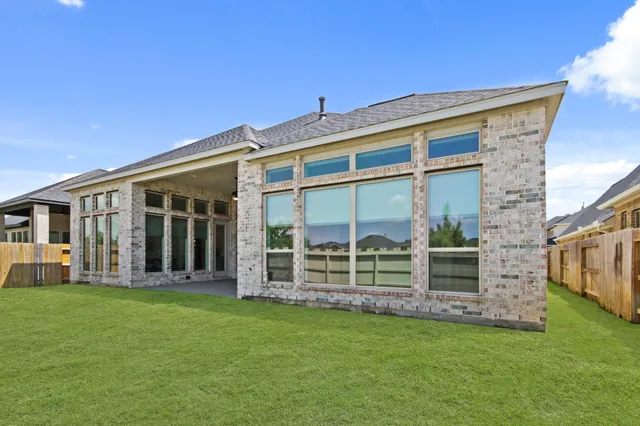 $590,000 | 17406 Bayflower, Conroe, TX 77385