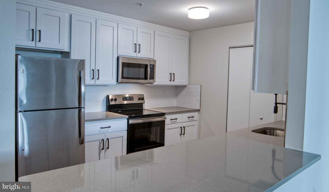 3131 Walnut Street, Unit 1B424 Philadelphia, PA 19104 - Photo 2 of 9