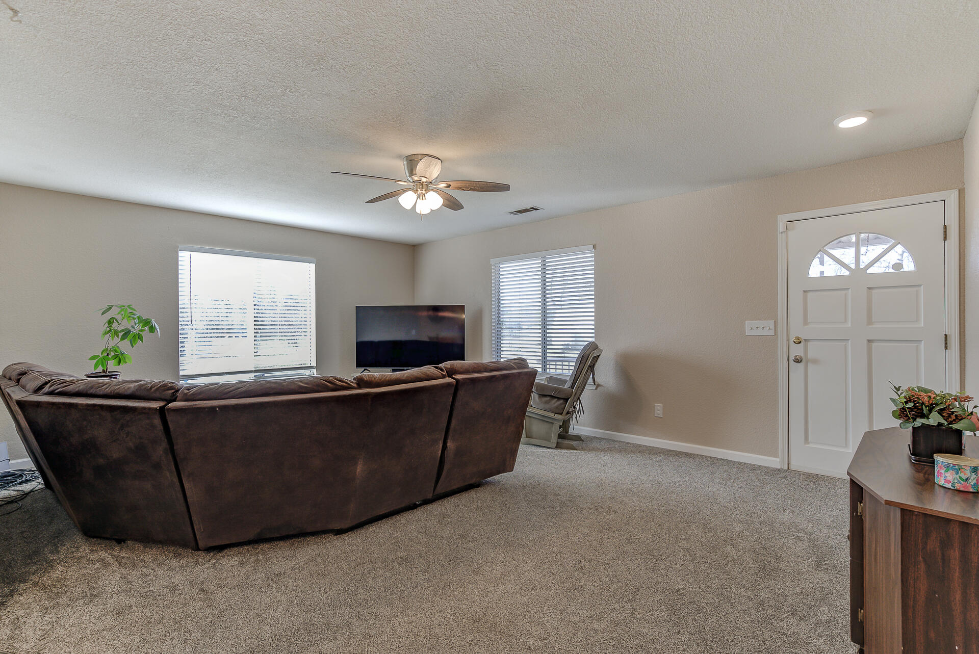 4927 Happy Valley Road Anderson, CA 96007 - Photo 12 of 44 4927HappyValleyRoad-4
