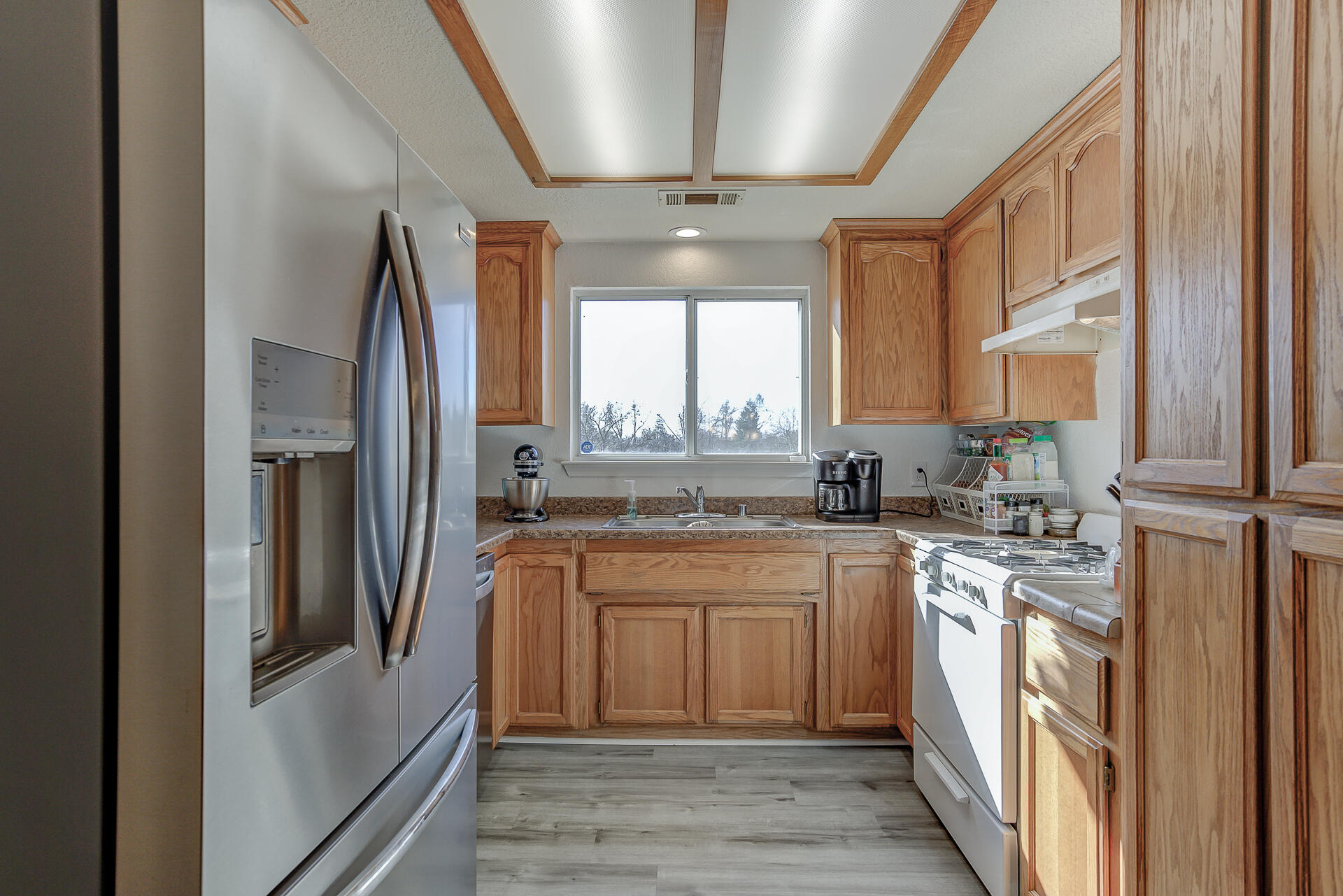 4927 Happy Valley Road Anderson, CA 96007 - Photo 25 of 44 4927HappyValleyRoad-17