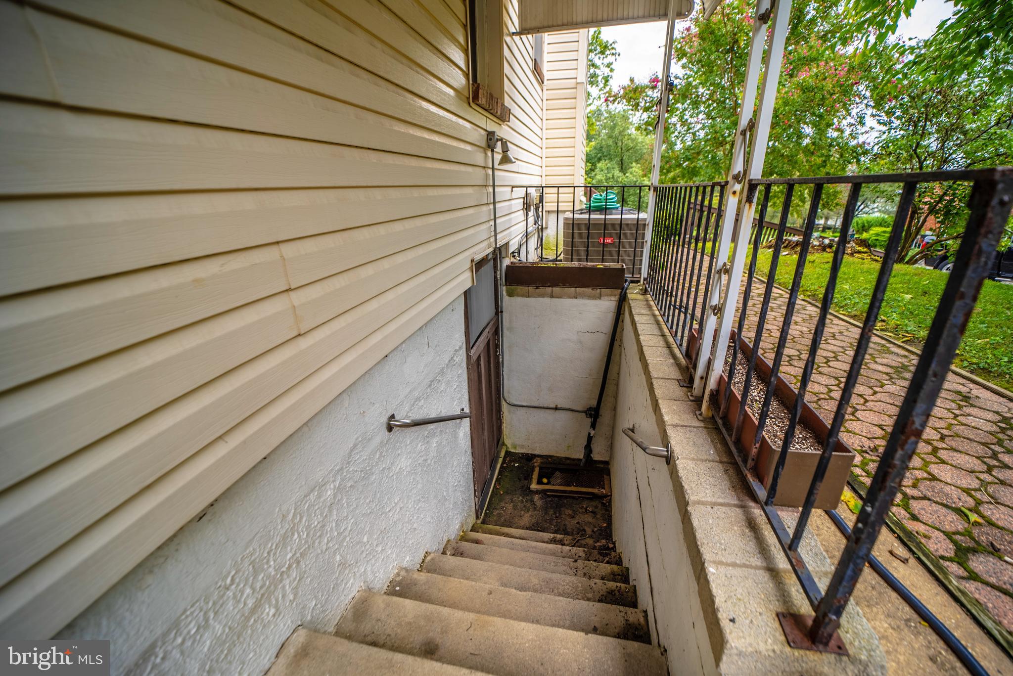 2827 Cub Hill Road Baltimore, MD 21234 - Photo 29 of 46 Gallery Image 29
