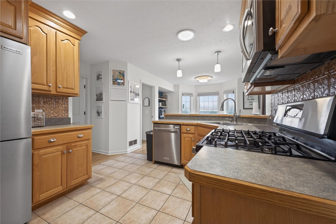 663 Hosmer Road Churchville, NY 14428 - Photo 19 of 42