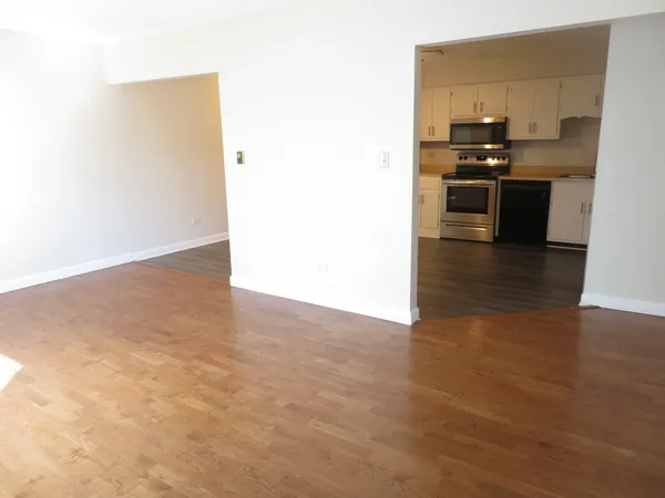 $138,000 | 216 Madison Street, Unit 3C, Joliet, IL 60435