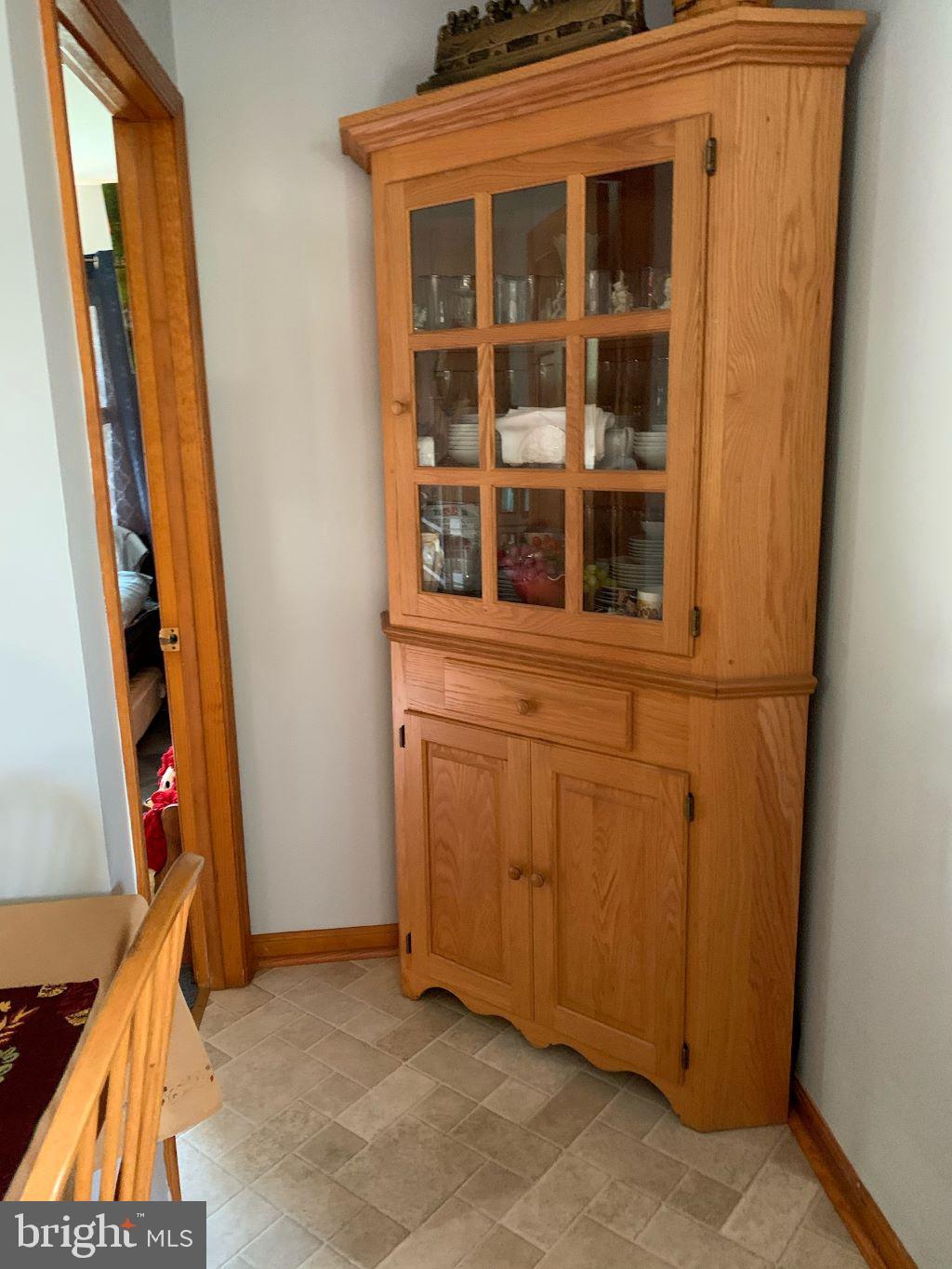 127 Princeton Road Pennsville, NJ 08070 - Photo 4 of 17 Gallery Image 4