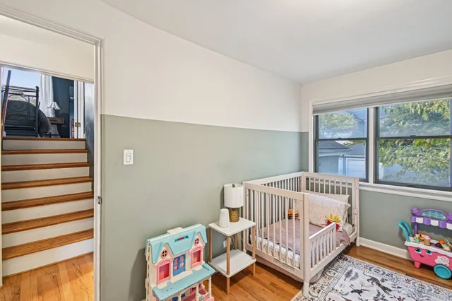 $465,000 | 694 South York Street, Elmhurst, IL 60126