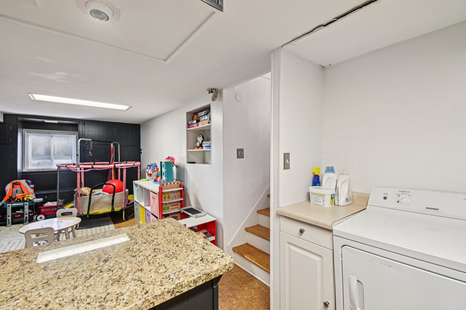 694 South York Street Elmhurst, IL 60126 - Photo 32 of 47