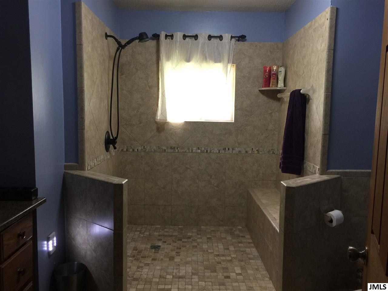 3999 Clarkway Road Jackson, MI 49203 - Photo 18 of 32 Photo 19