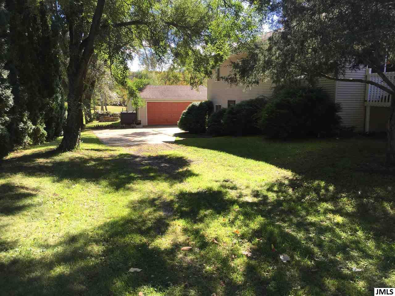 3999 Clarkway Road Jackson, MI 49203 - Photo 3 of 32 Photo 3