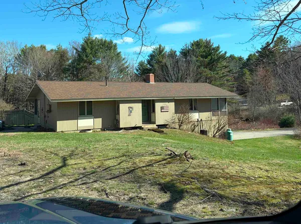 $455,000 | 460 South Main Street, Wolfeboro, NH 03894