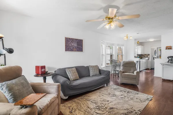 $245,000 | 2131 South Rutherford Boulevard, Murfreesboro, TN 37130