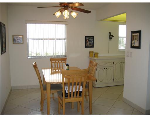 304 Saxony G, Unit 3040 Delray Beach, FL 33446 - Photo 7 of 17 Additional Photo