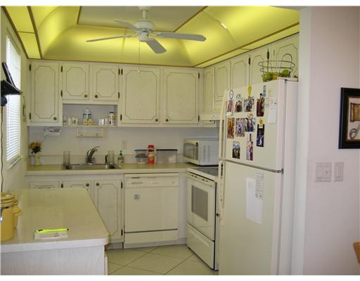 304 Saxony G, Unit 3040 Delray Beach, FL 33446 - Photo 8 of 17 Additional Photo