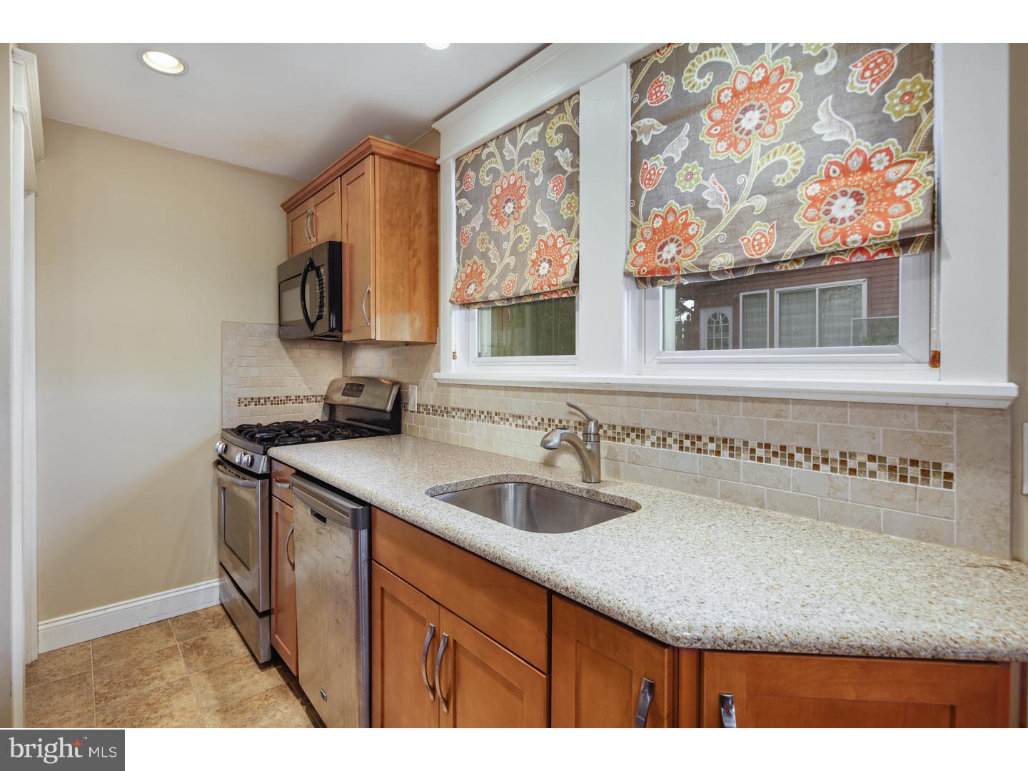 1124 Prospect Ridge Boulevard Haddon Heights, NJ 08035 - Photo 12 of 24 Kitchen