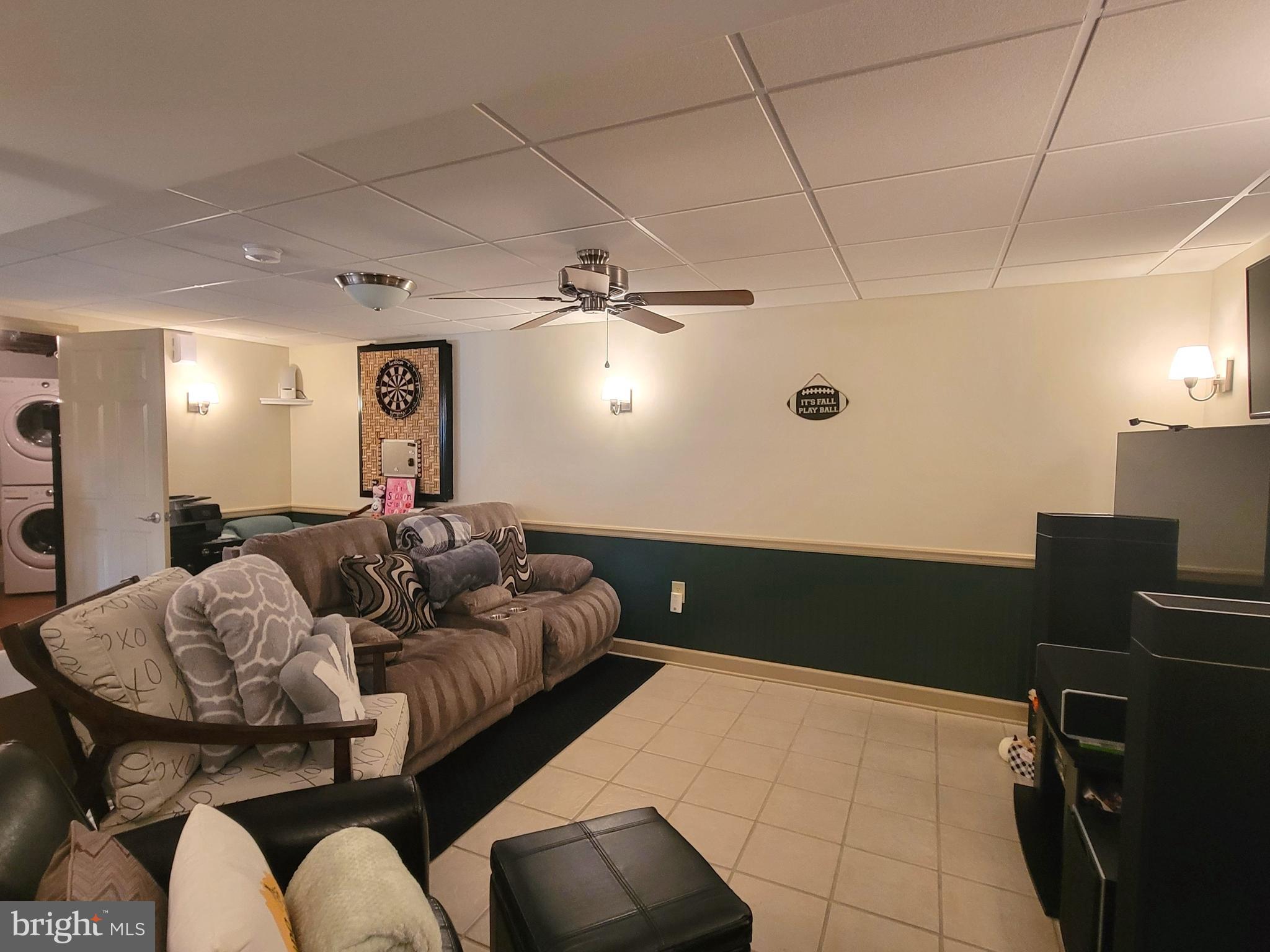 139 Mussetta Street Hanover, PA 17331 - Photo 35 of 63 a living room with furniture