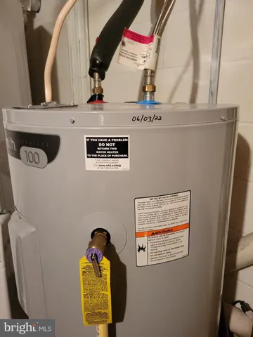 a view of deck with patio