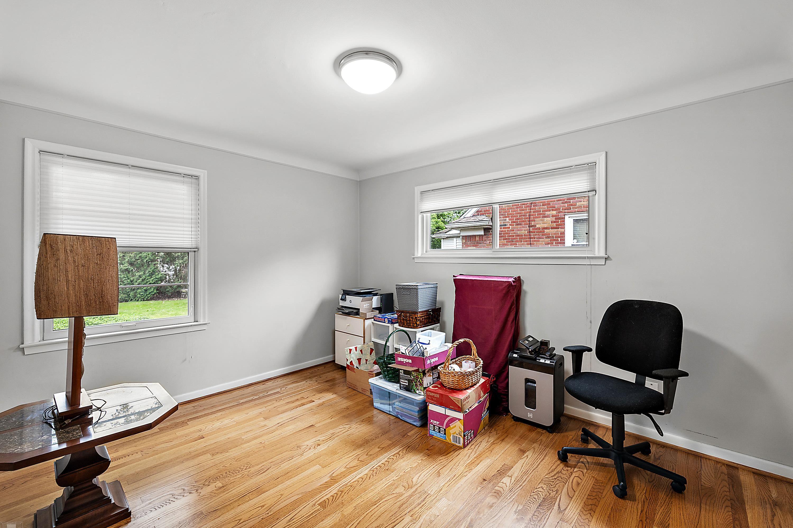 1437 Torrey Road Grosse Pointe Woods, MI 48236 - Photo 27 of 60
