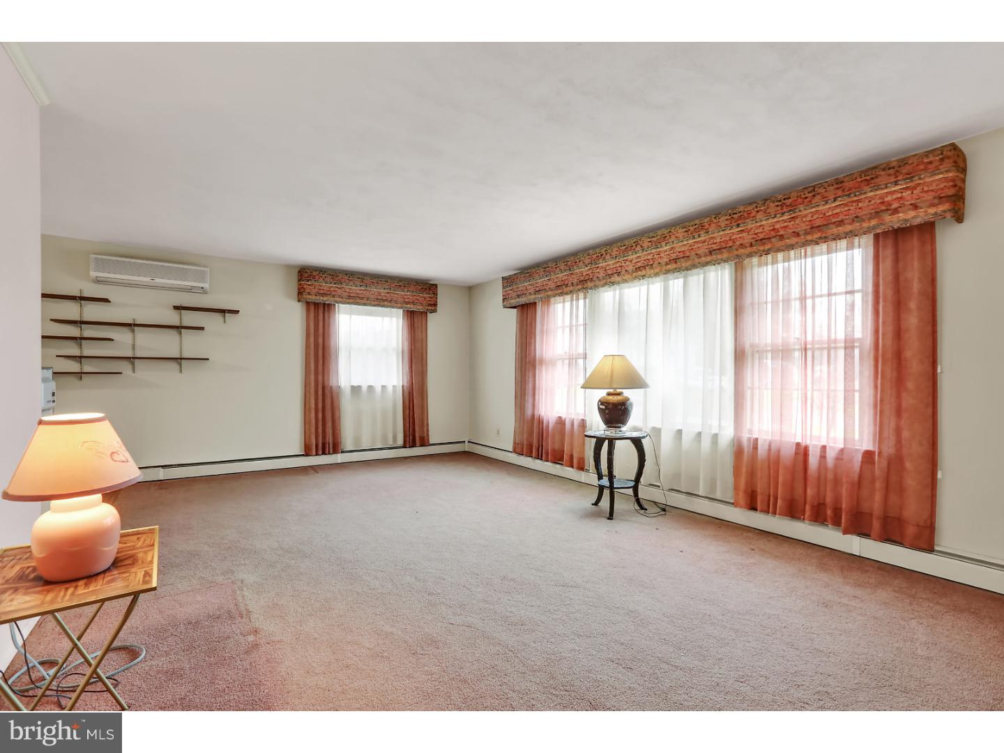 89 Groveville Road Trenton, NJ 08620 - Photo 3 of 20 Gallery Image 3