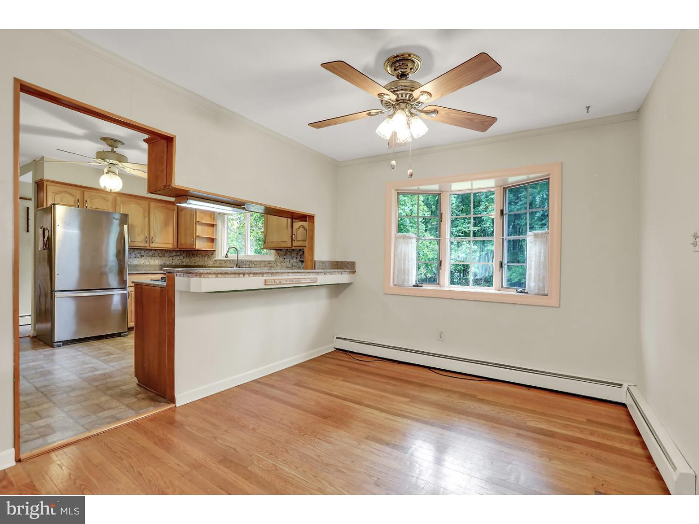 89 Groveville Road Trenton, NJ 08620 - Photo 5 of 20 Gallery Image 5