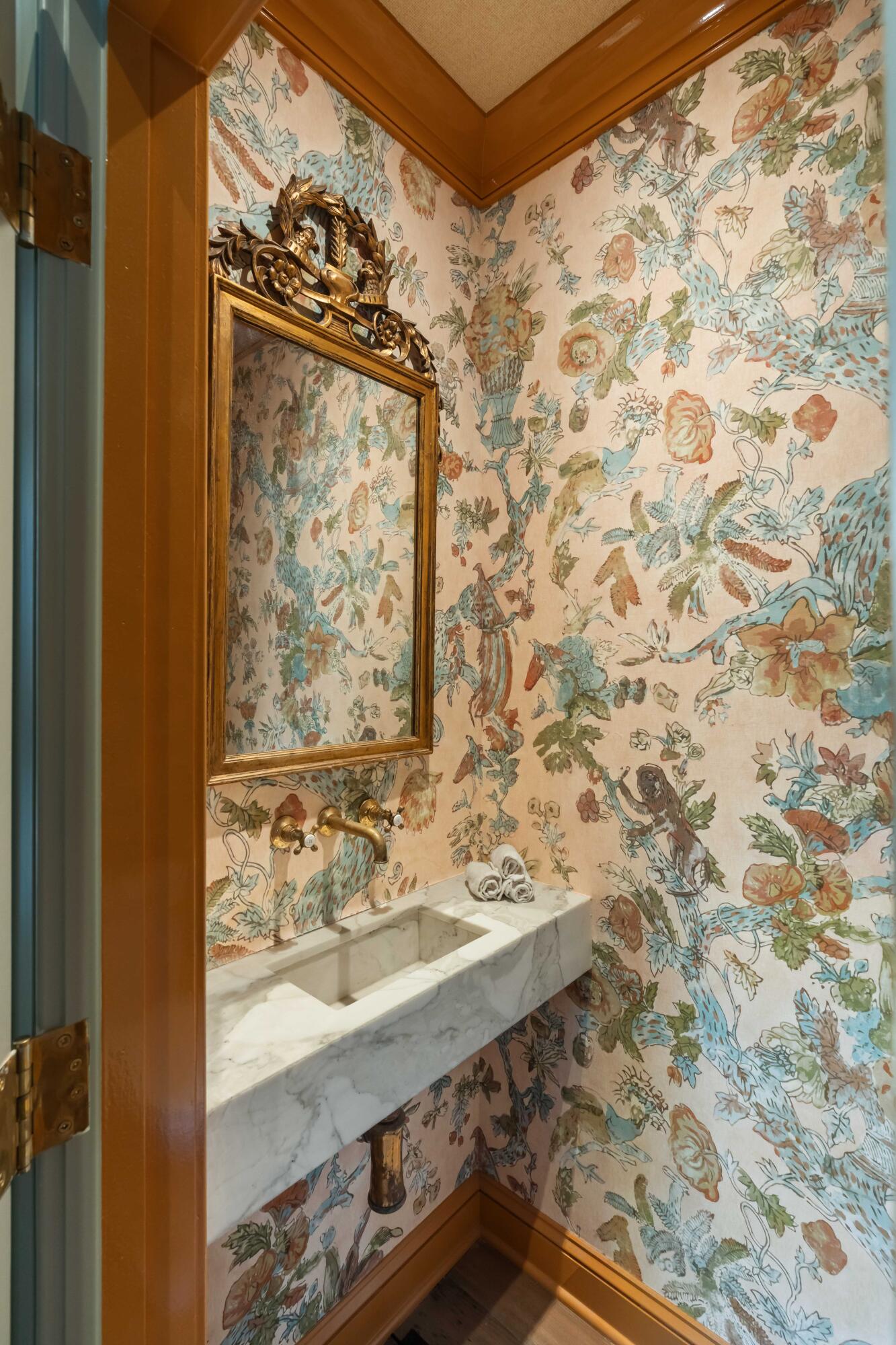 32 Society Street Charleston, SC 29401 - Photo 17 of 110 16