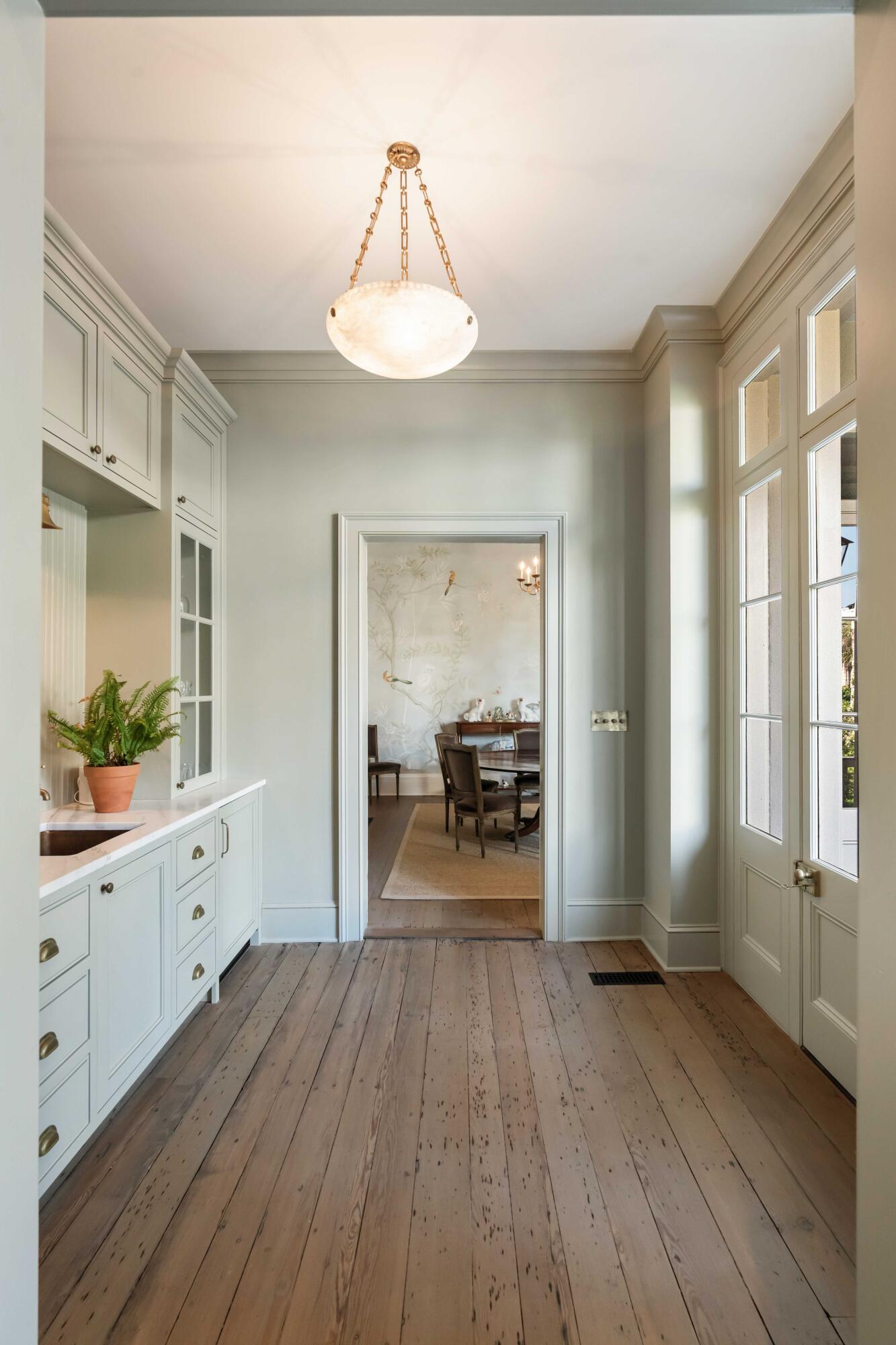 32 Society Street Charleston, SC 29401 - Photo 18 of 110 17