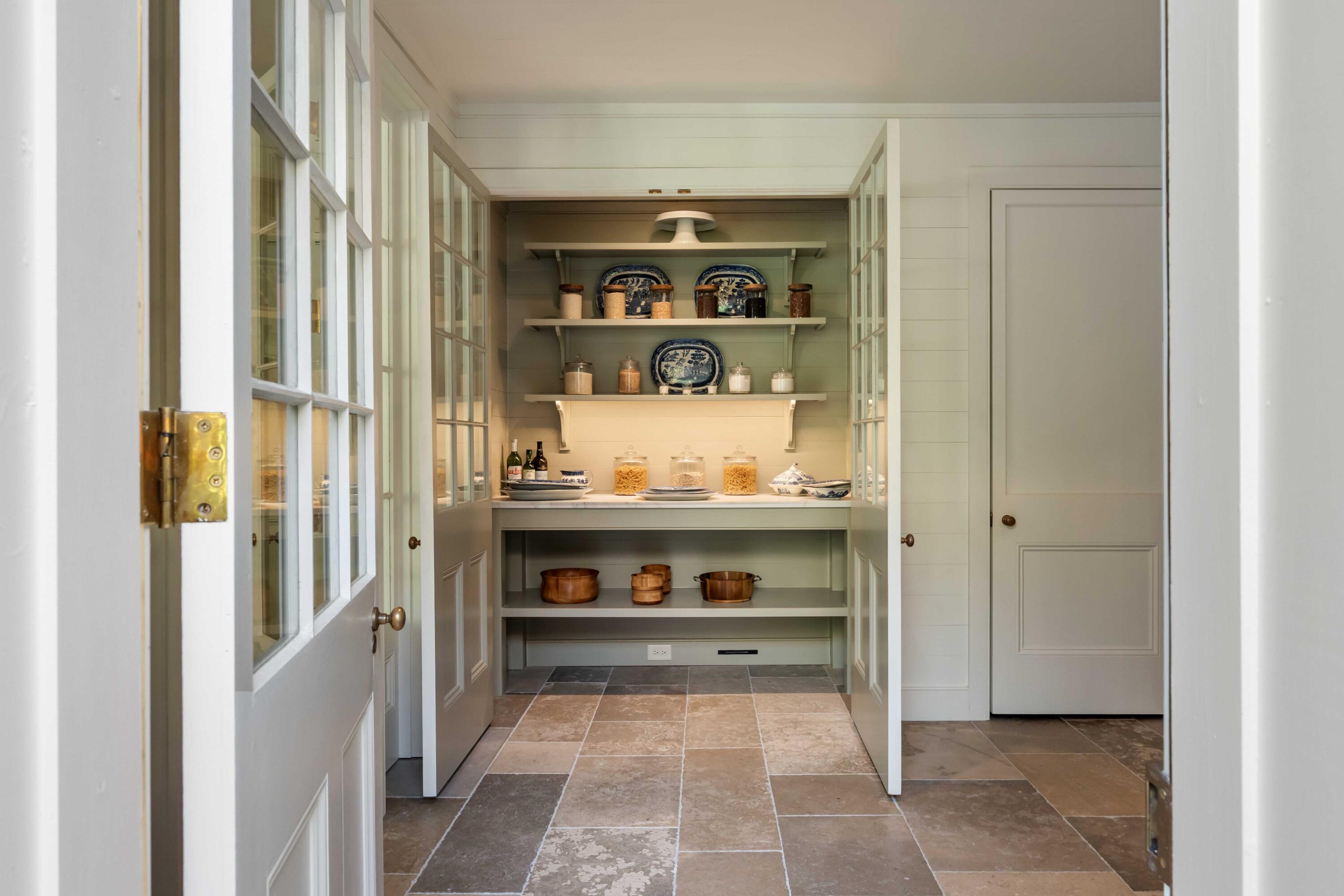 32 Society Street Charleston, SC 29401 - Photo 22 of 110 21