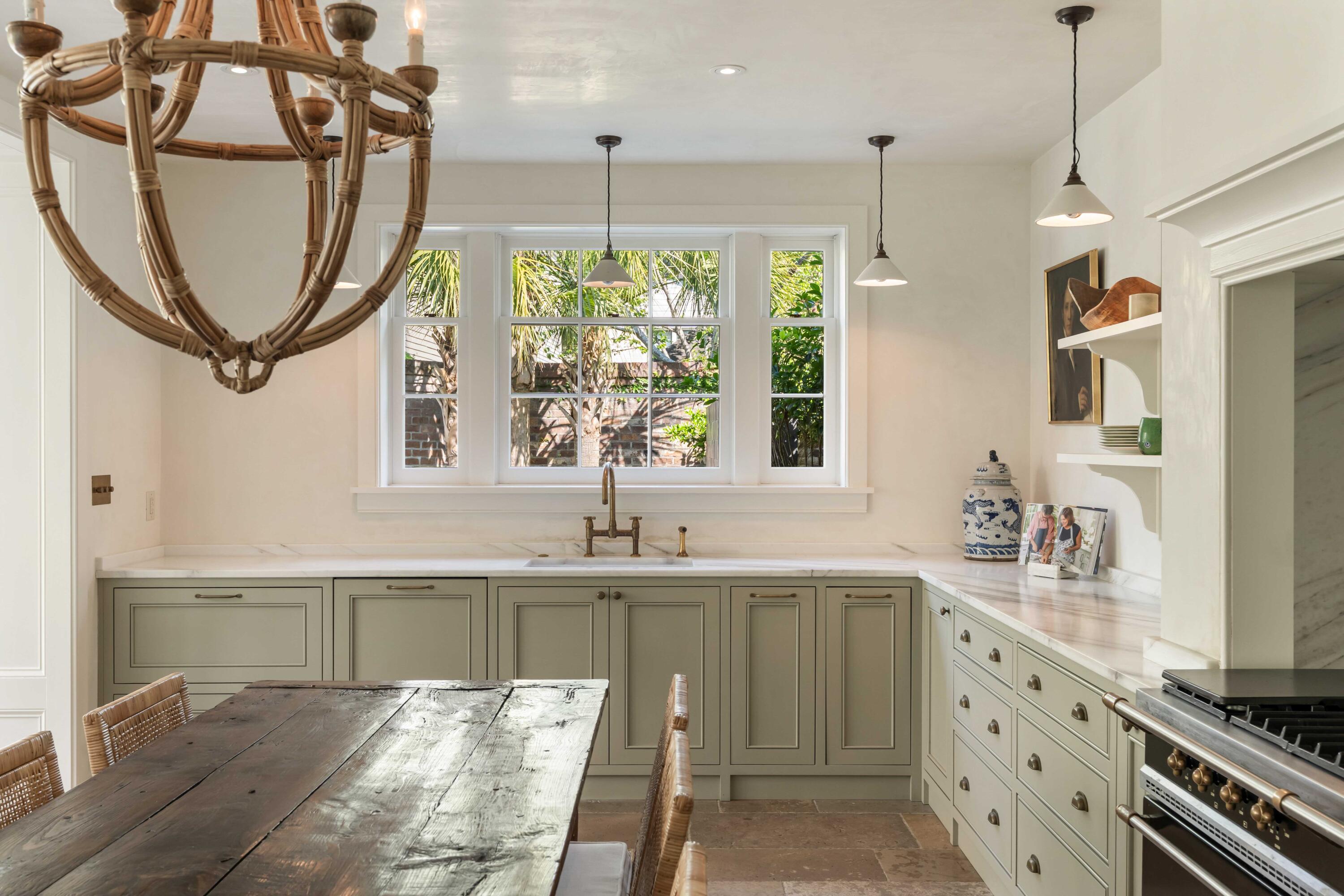 32 Society Street Charleston, SC 29401 - Photo 26 of 110 25