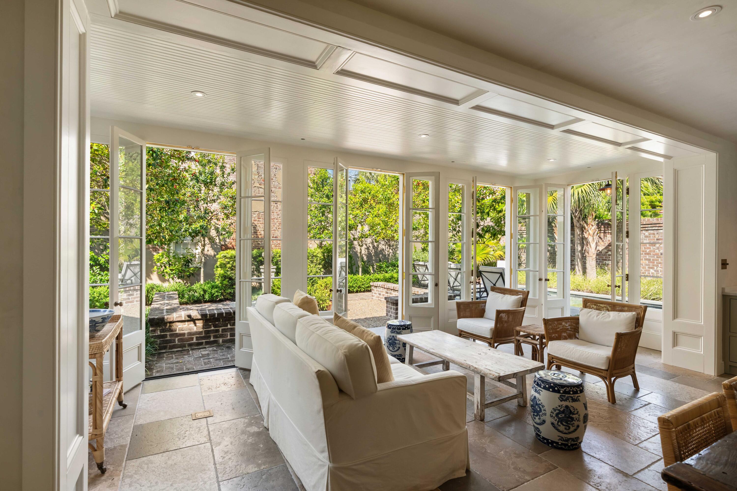 32 Society Street Charleston, SC 29401 - Photo 33 of 110 32