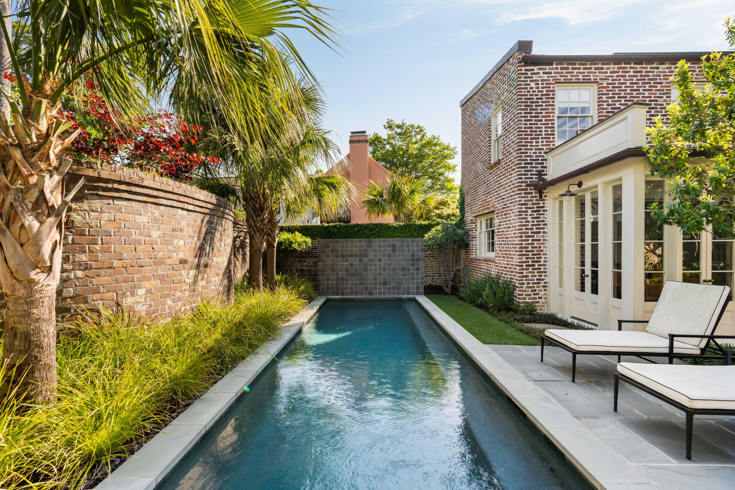 32 Society Street Charleston, SC 29401 - Photo 36 of 110 35