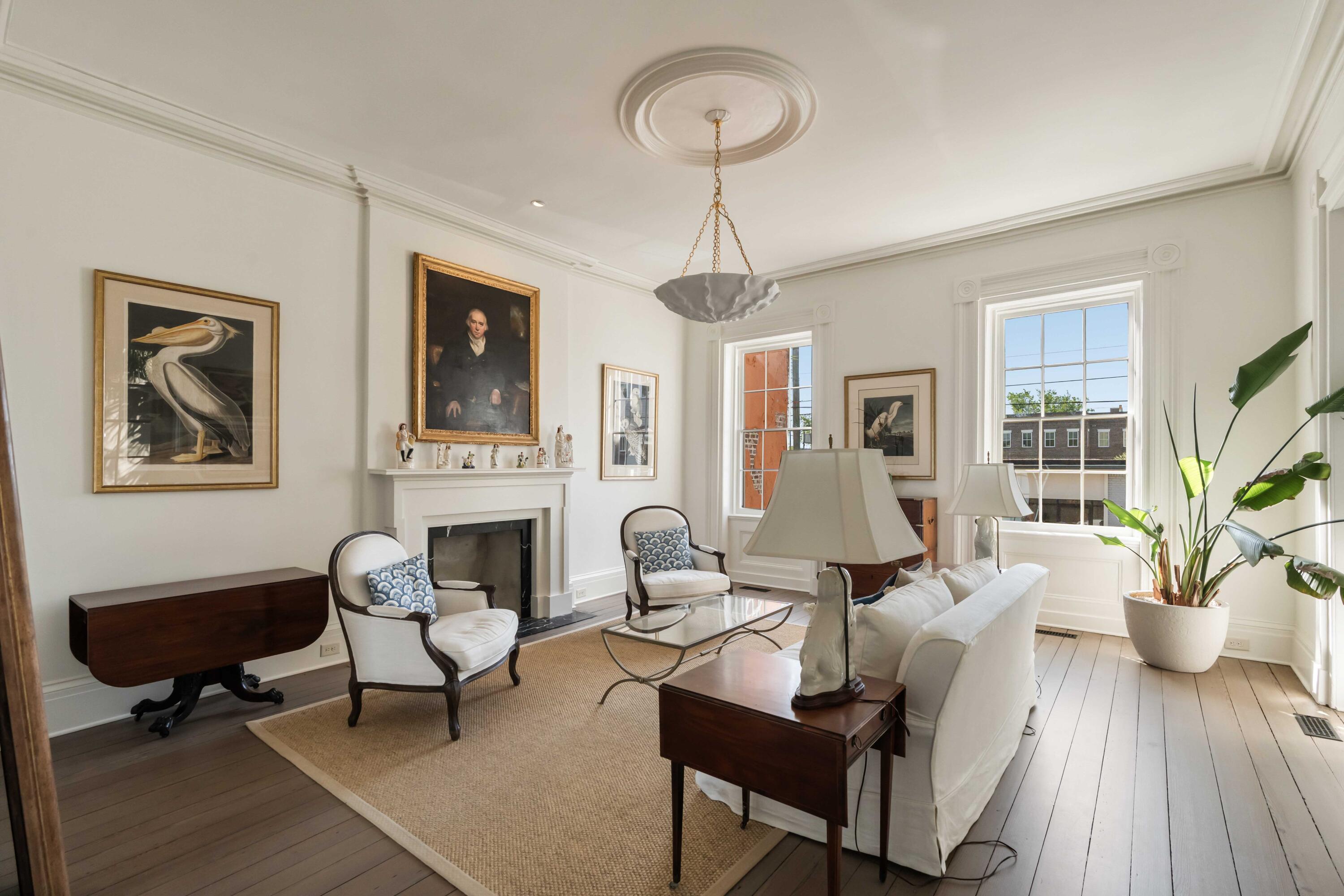 32 Society Street Charleston, SC 29401 - Photo 7 of 110 6