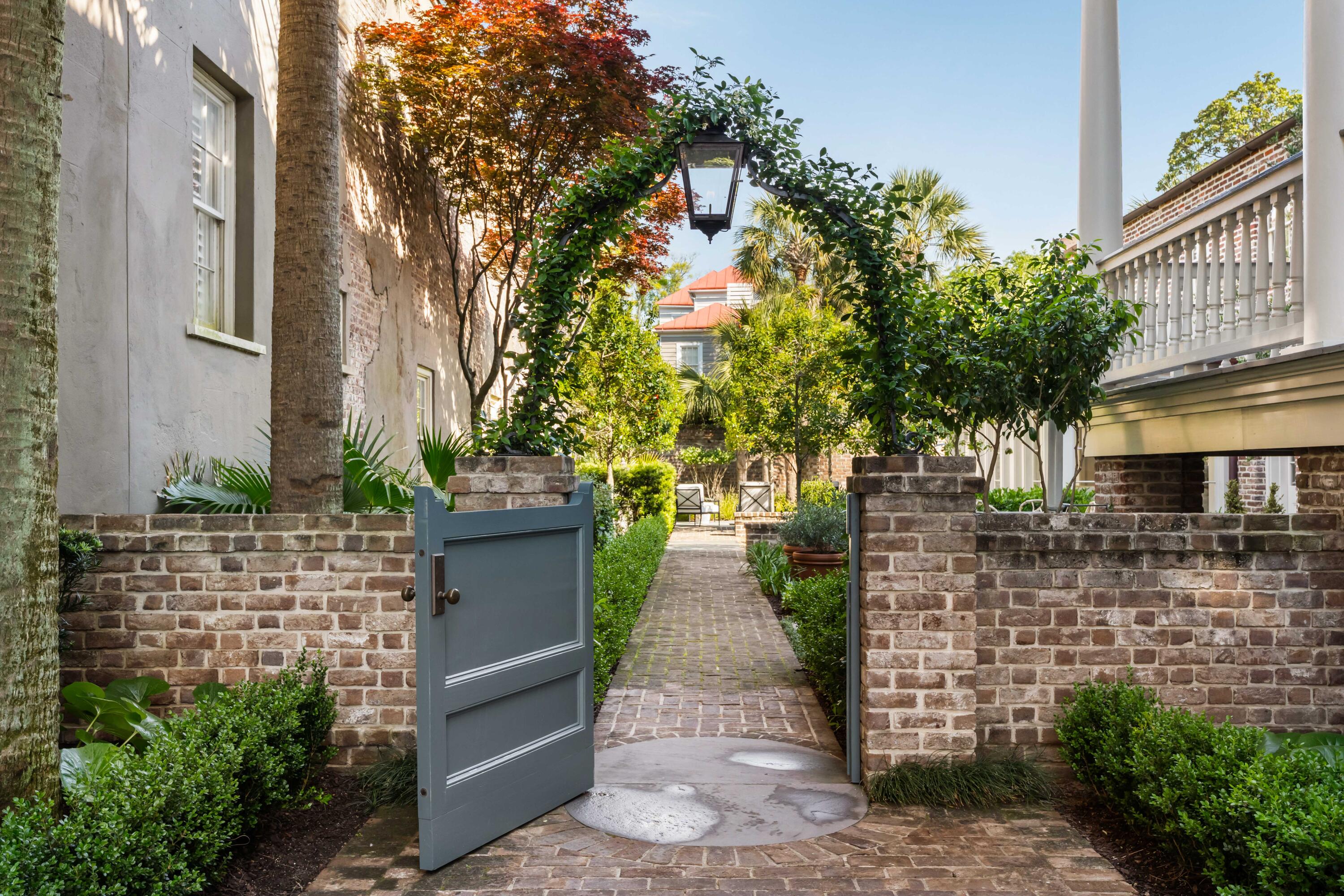 32 Society Street Charleston, SC 29401 - Photo 94 of 110 94