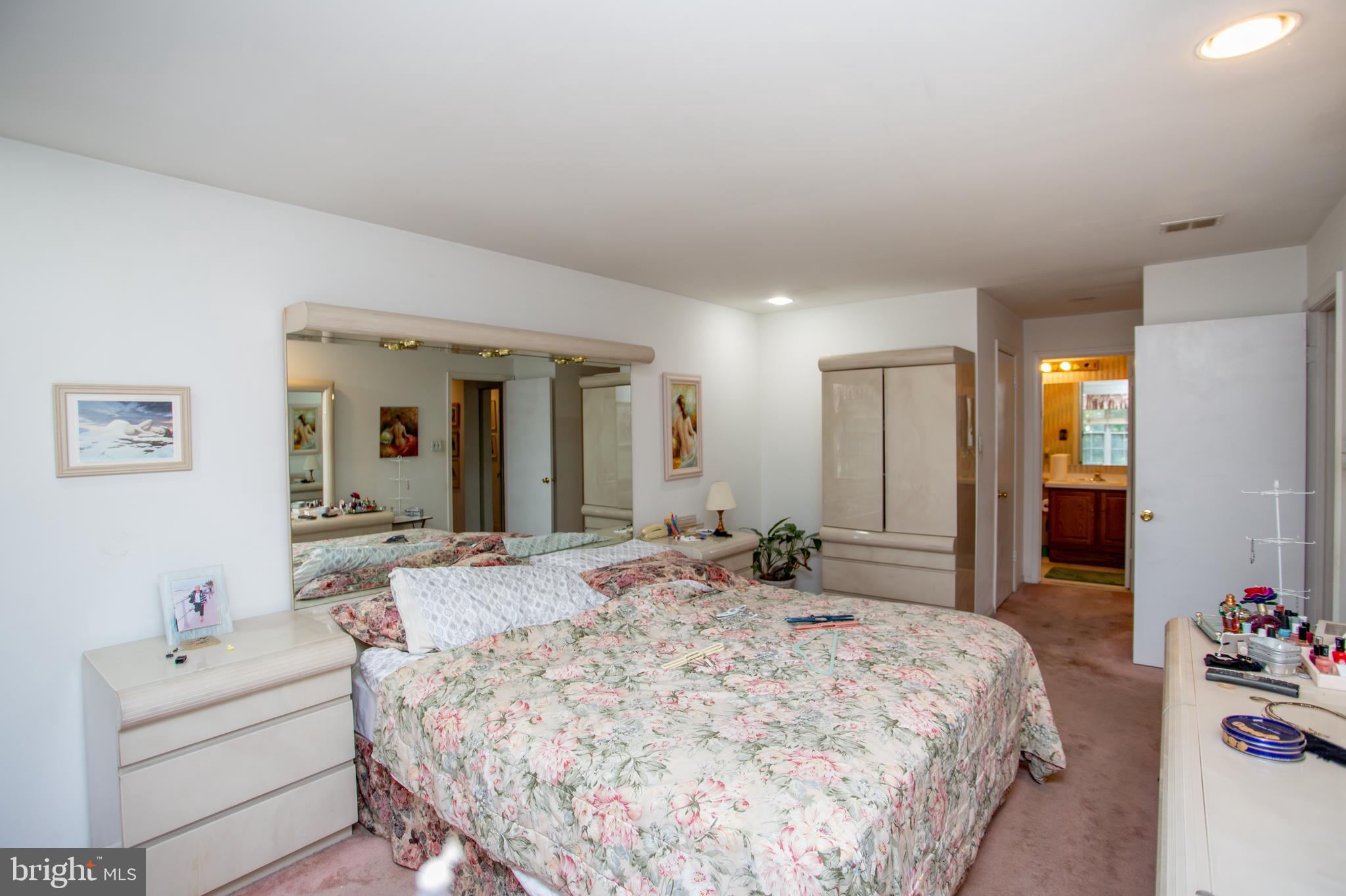 73305 Delaire Landing Road, Unit 305 Philadelphia, PA 19114 - Photo 19 of 39