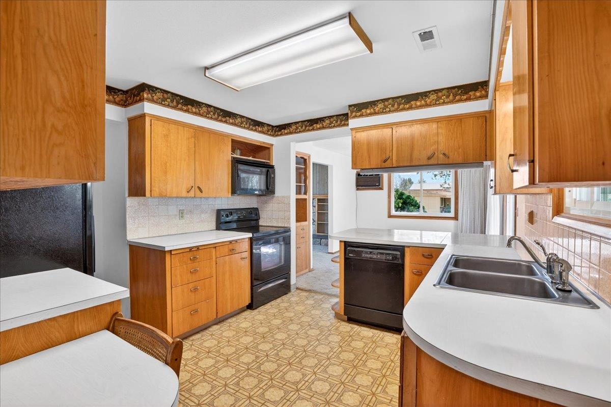 605 West 4th Street Sprague, WA 99032 - Photo 13 of 45