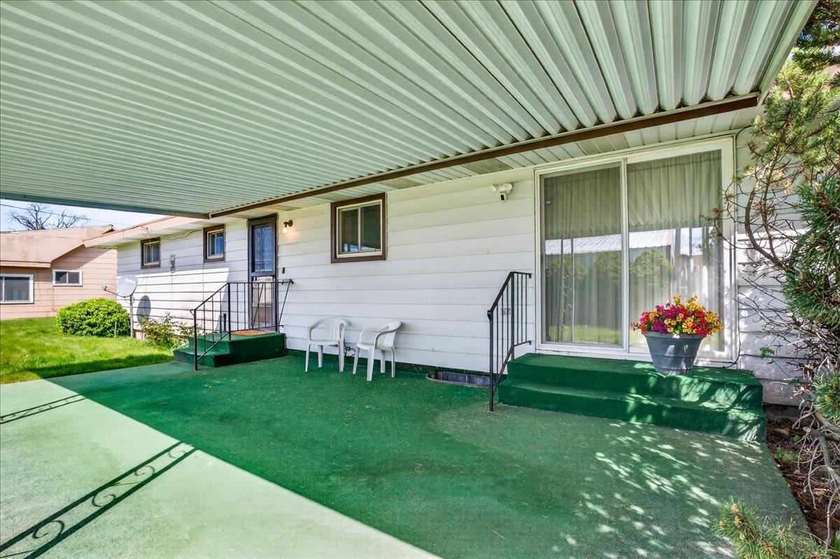 605 West 4th Street Sprague, WA 99032 - Photo 40 of 45
